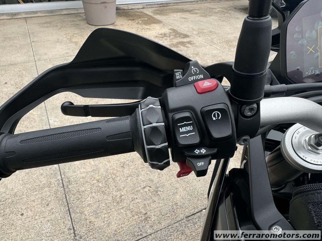 BMW F 900 GS My 25 nuovo sul mercato pronta consegna