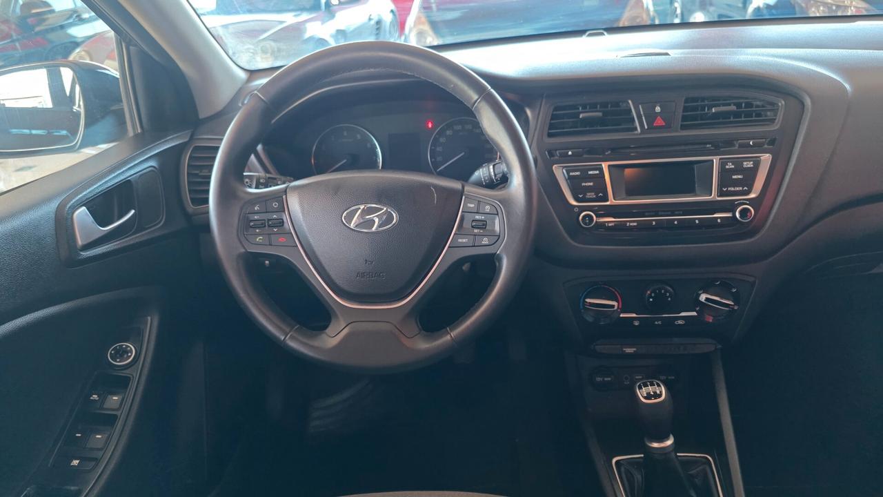 Hyundai i20 1.2 84 CV 5 porte Style