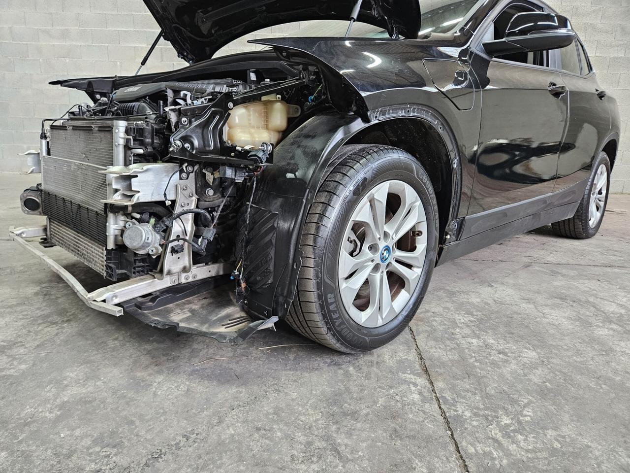 BMW X2 xdrive25e Business X START INCIDENTATA