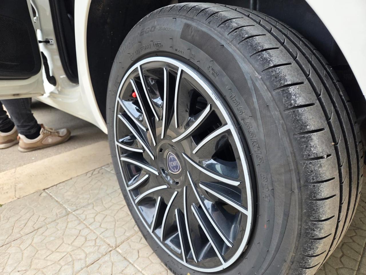 LANCIA YPSILON 1.2 69CV 5 PORTE GPL ELEFANTINO BLU