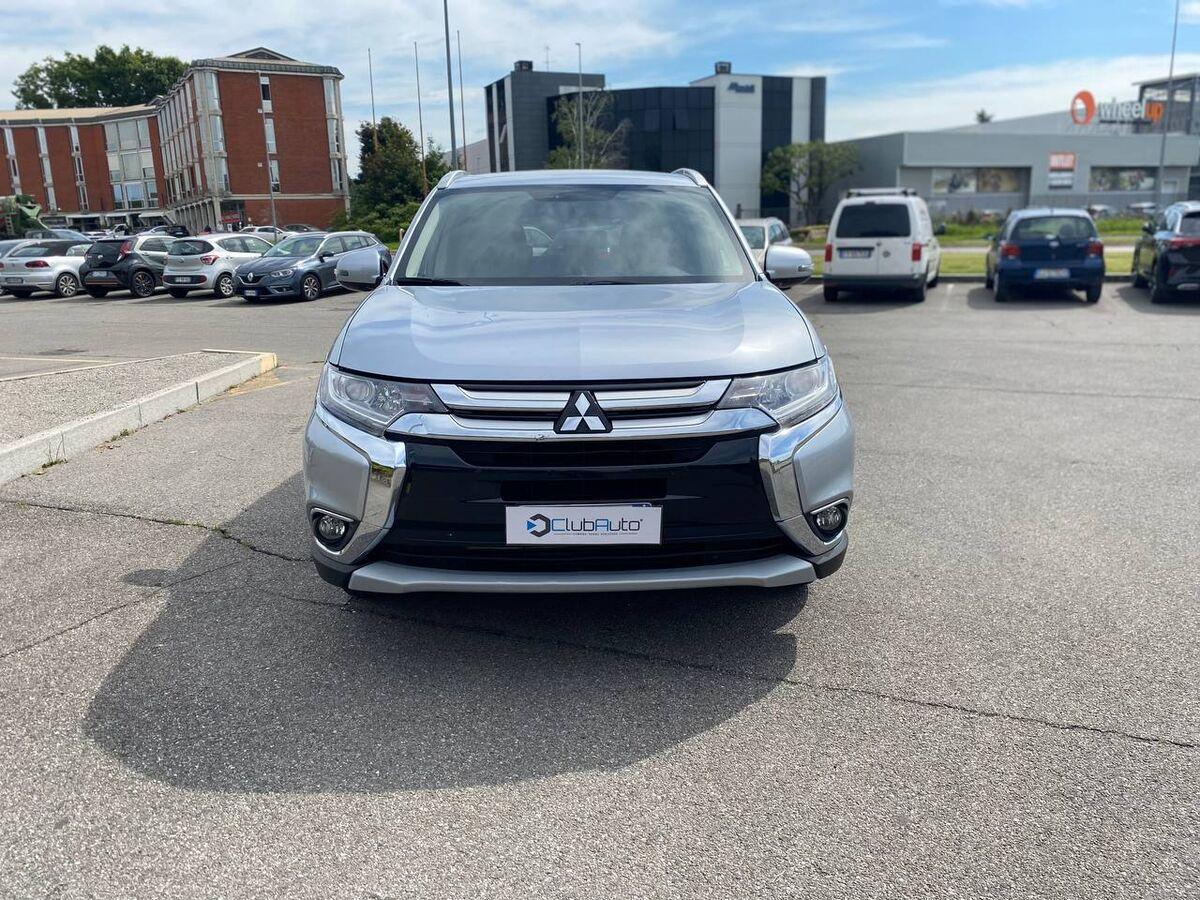 Mitsubishi Outlander Outlander 2.2 Intense awd 5p.ti