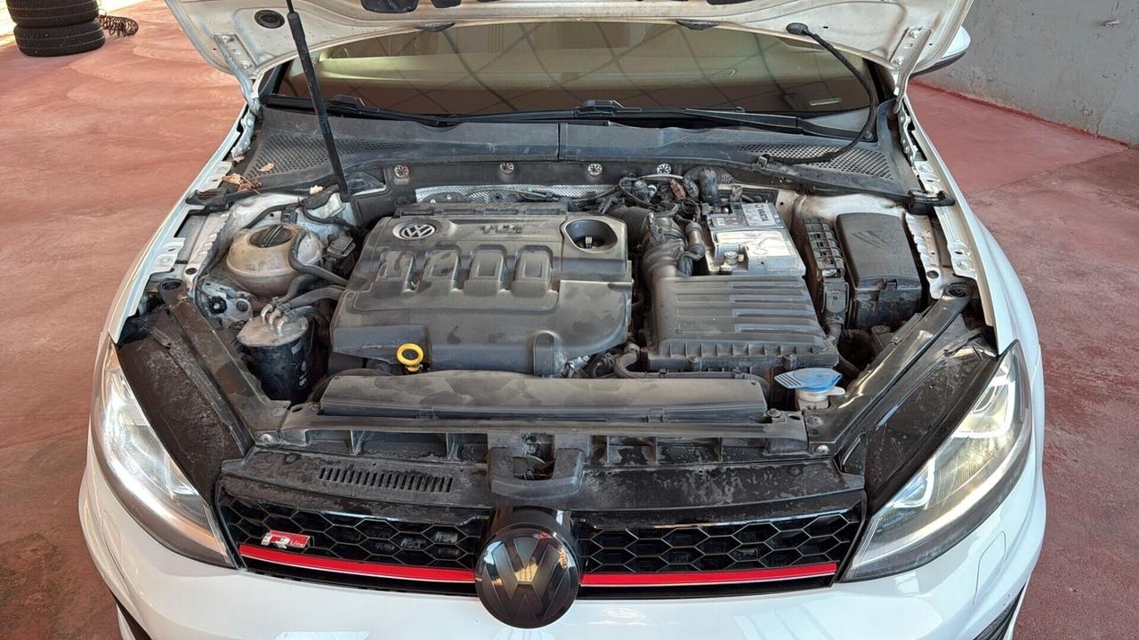 Volkswagen Golf 2.0 TDI 5p. 4MOTION Highline BlueMotion Technology