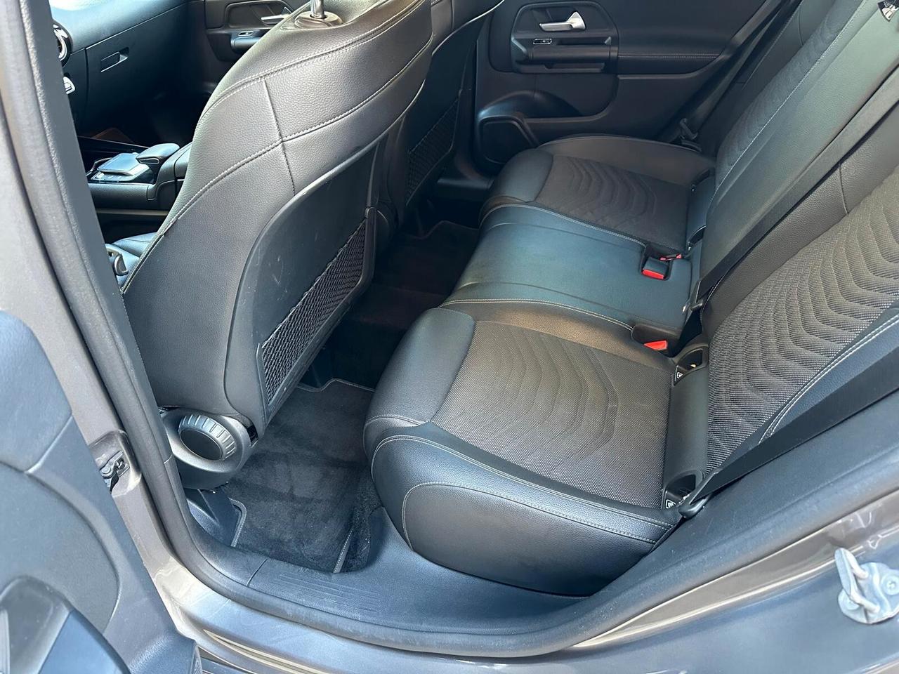 Mercedes-benz B 180 d Automatic Sport