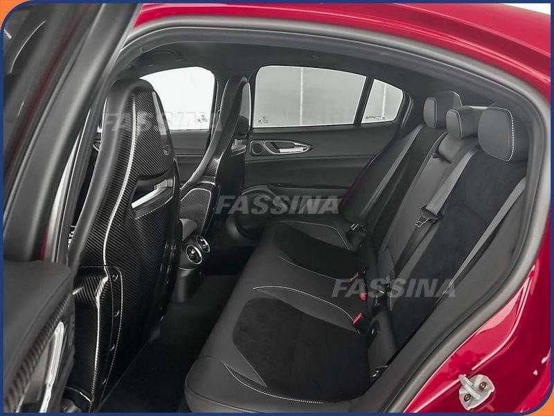 Alfa Romeo Giulia 2.9 T V6 AT8 Quadrifoglio *Scarico Akrapovic + Sedili Carbonio*