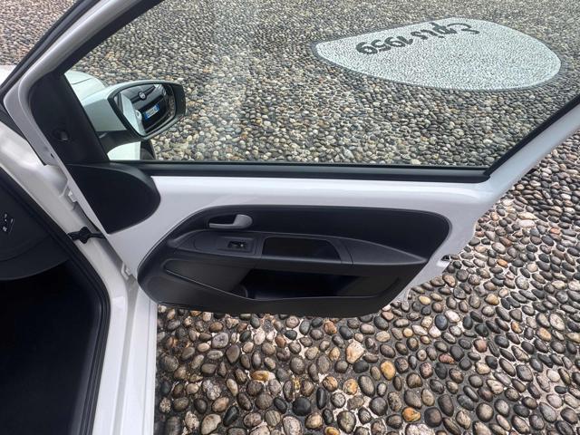 VOLKSWAGEN up! 1.0 75 CV 5p. move up!