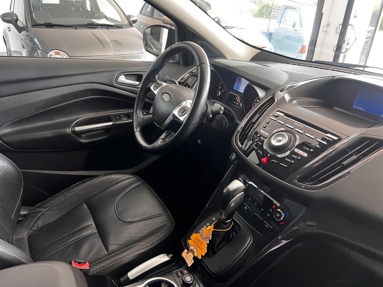 Ford Kuga 2.0 TDCI 163 CV 4WD Powershift Titanium