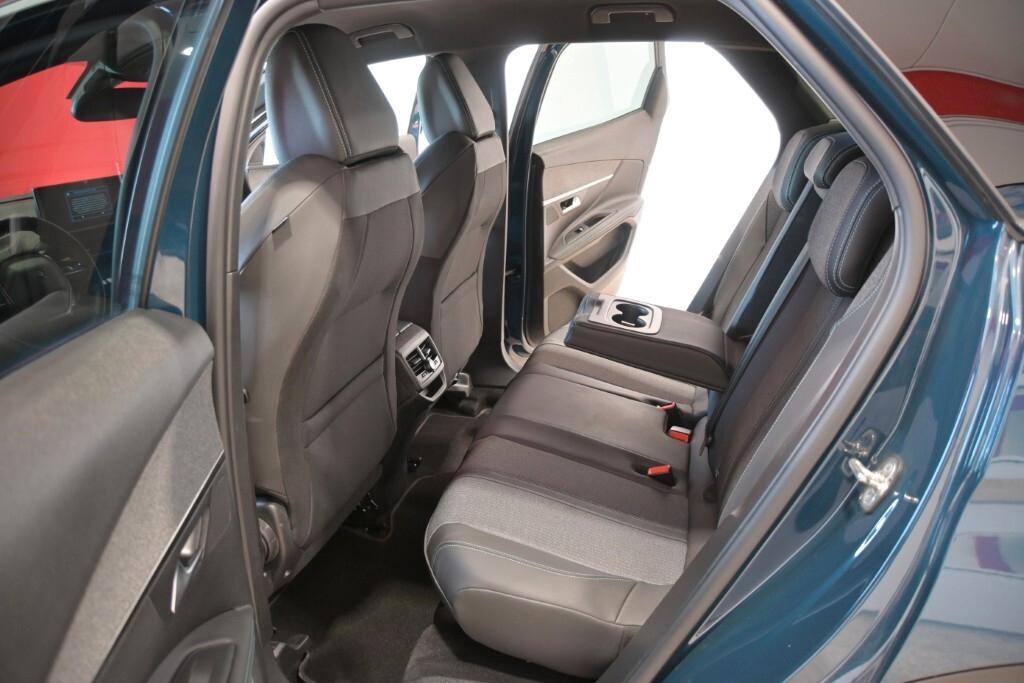 PEUGEOT 3008 1.5 BLUEHDI 130CV EAT8 SeS ALLURE ( FARI LED - I-COCKPIT - CRUISE - NAVI - MIRROR - PDC - TELECAMERA POST. - CERCHI 18 )