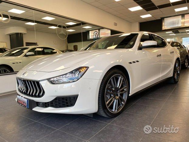 MASERATI Ghibli GRANLUSSO 3.0 275 CV