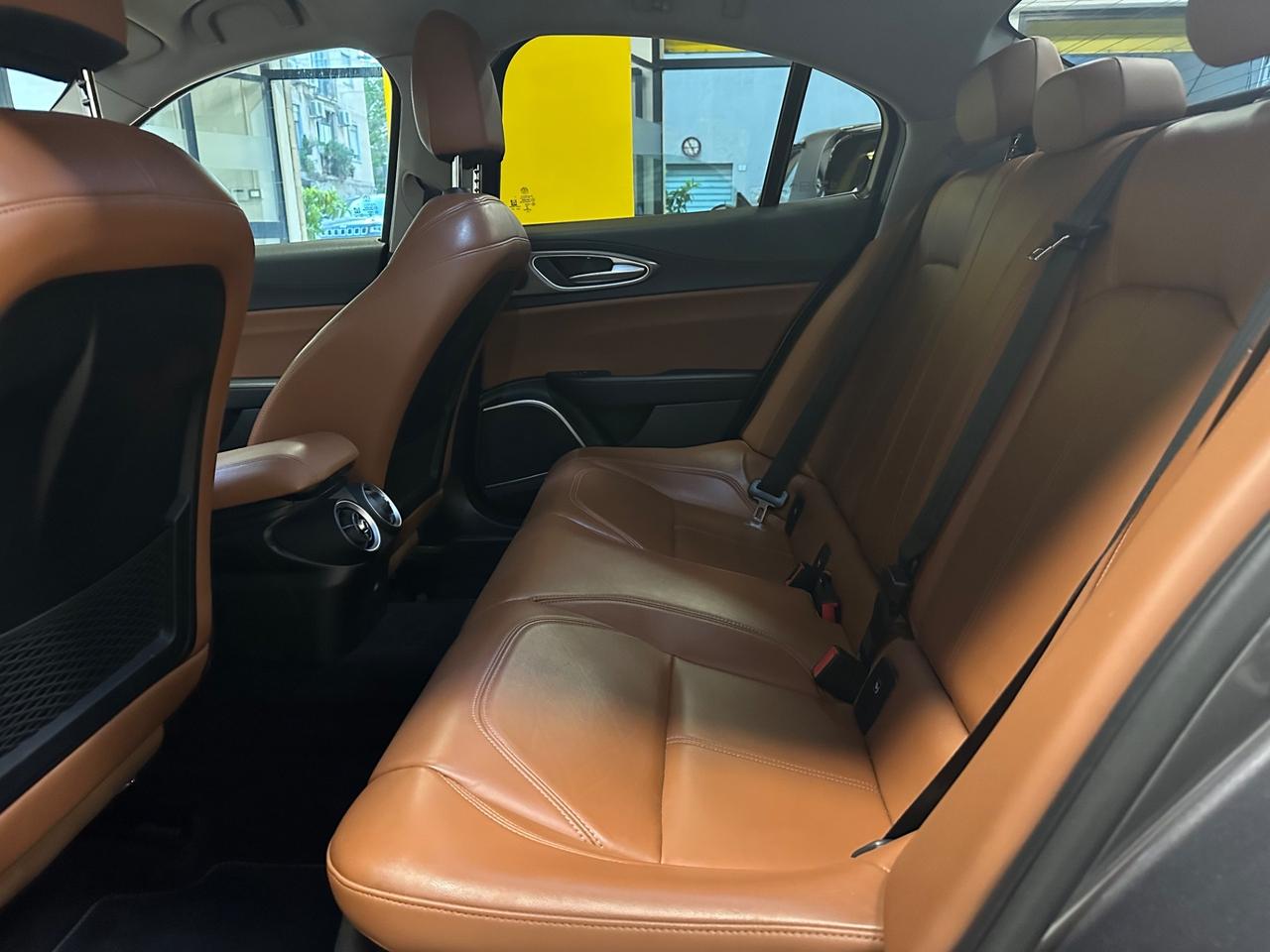 Alfa Romeo Giulia (952) Veloce 2.2 Diesel 136 CV