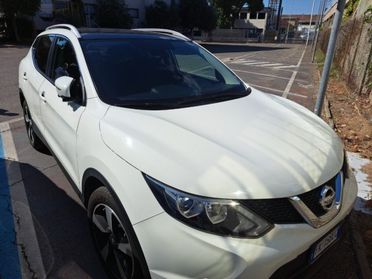 NISSAN Qashqai 1.5 dCi N-Connecta
