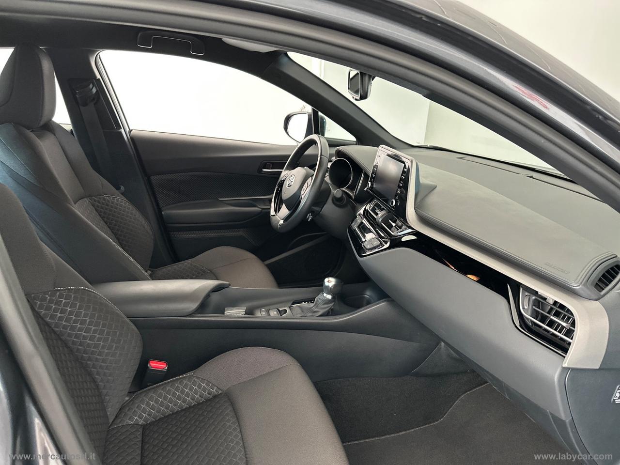 TOYOTA C-HR 1.8 Hybrid E-CVT Active