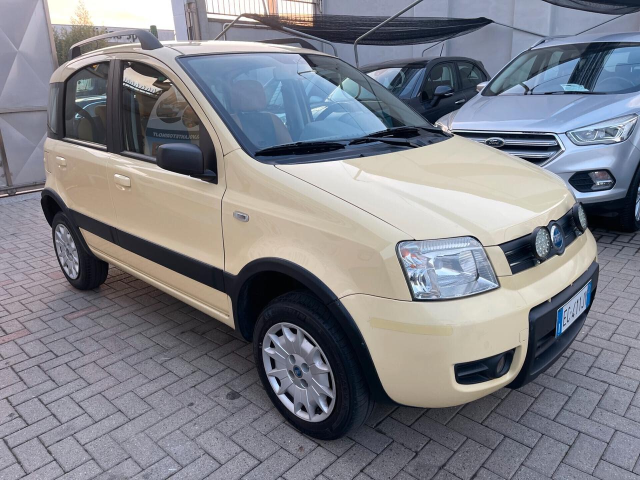 Fiat Panda 1100 i.e. cat 4x4 Climbing
