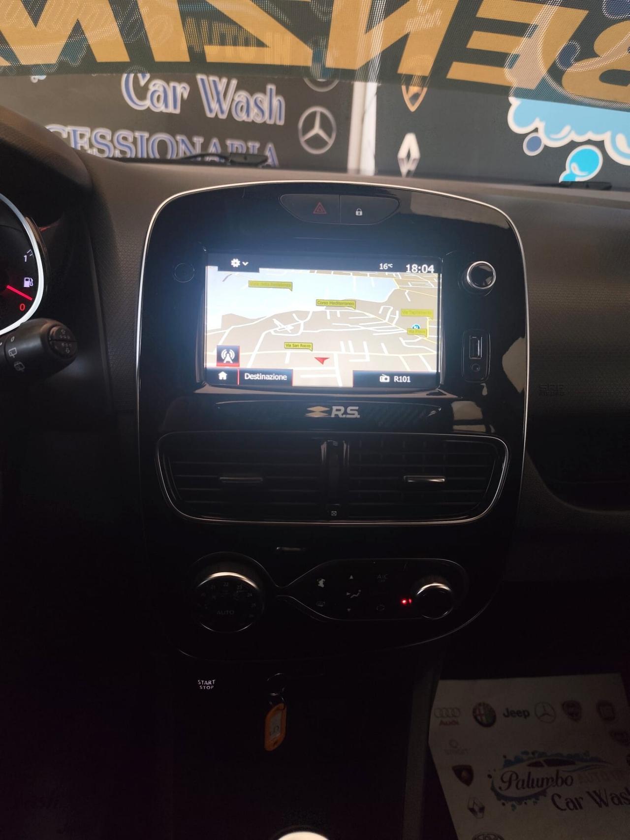 Renault Clio Sporter TCe 12V 90 CV Moschino Intens