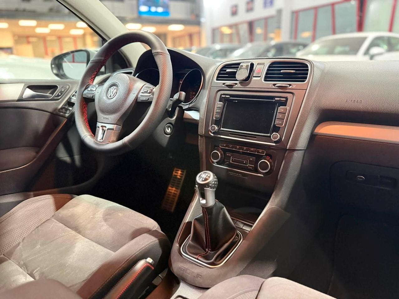 Volkswagen Golf 1.6 TDI DPF 3p. Highline