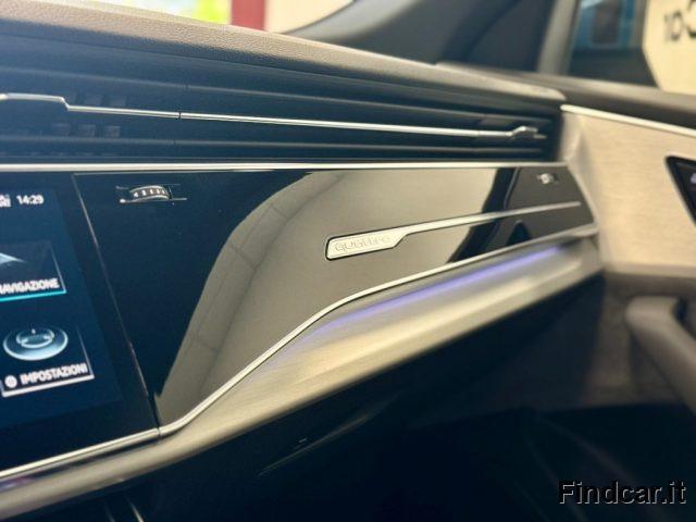 AUDI Q8 55 TFSI e quattro tiptronic Plug In S line