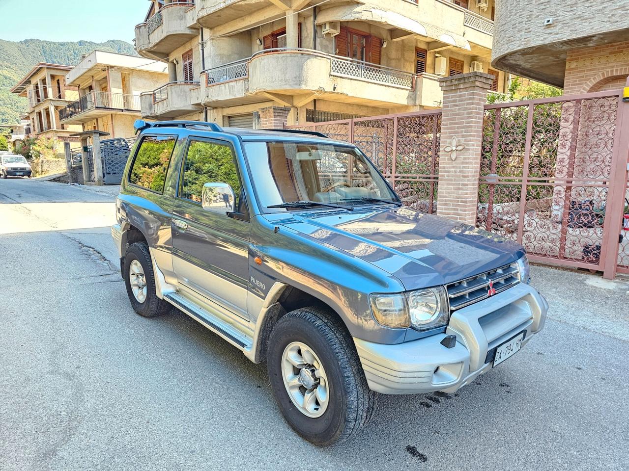 Mitsubishi Pajero 2.5 TDI Metal-top S target