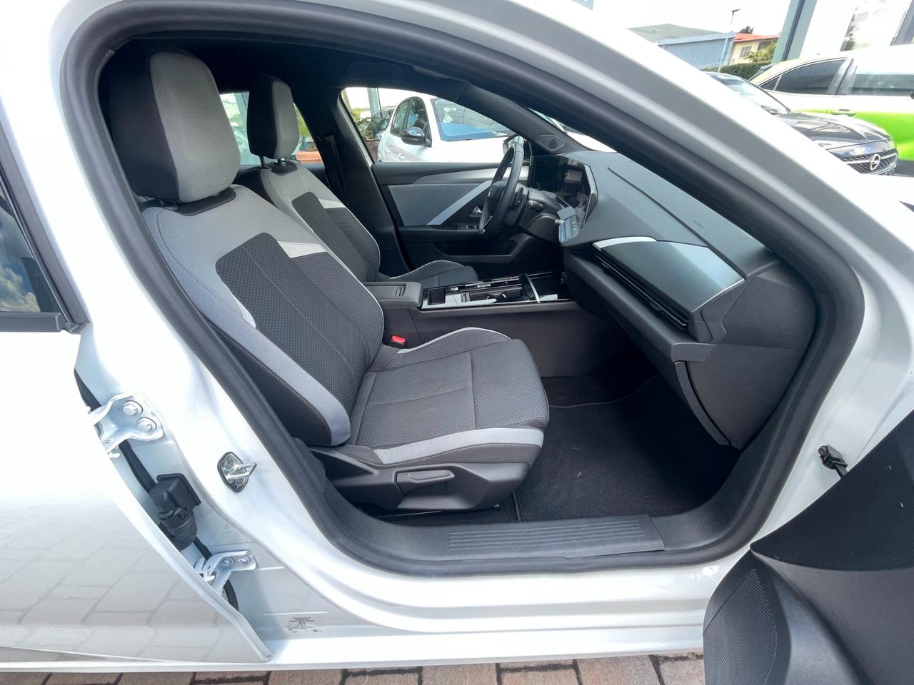 Opel Astra 1.5 Turbo Diesel 130 CV AT8 Sports Tourer Edition