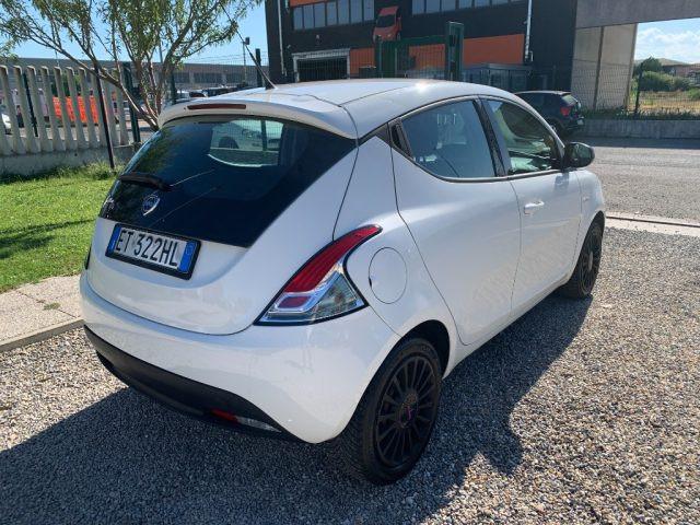 LANCIA Ypsilon 1.2 69 CV 5 porte Platinum*EURO5B*