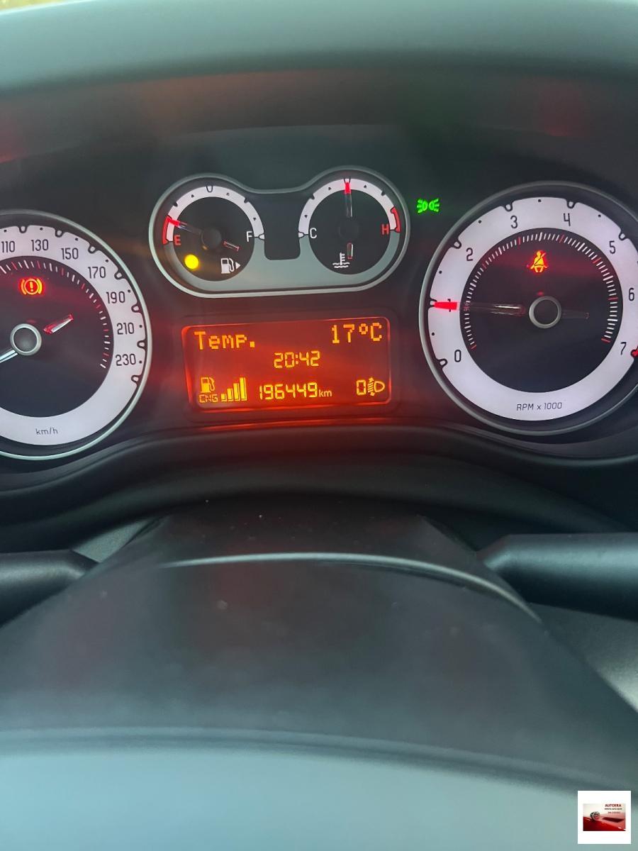 FIAT - 500 L - 0.9 TwinAir Turbo Natural Power Lounge