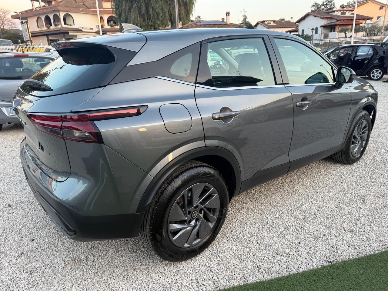 Nissan Qashqai MHEV 140 CV Business