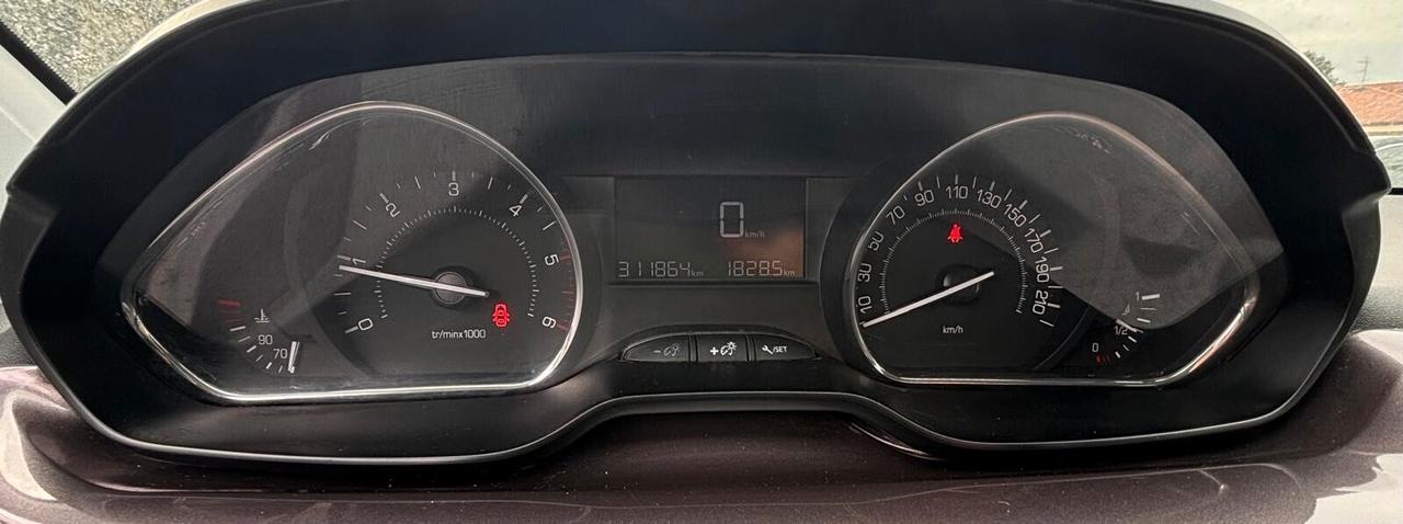 Peugeot 2008 1.6 e-HDi 92 CV Stop&Start Allure