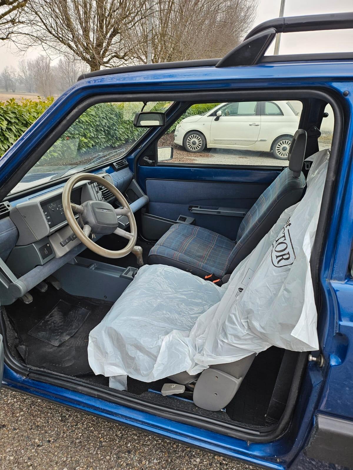 Fiat Panda 900 i.e. cat Jolly