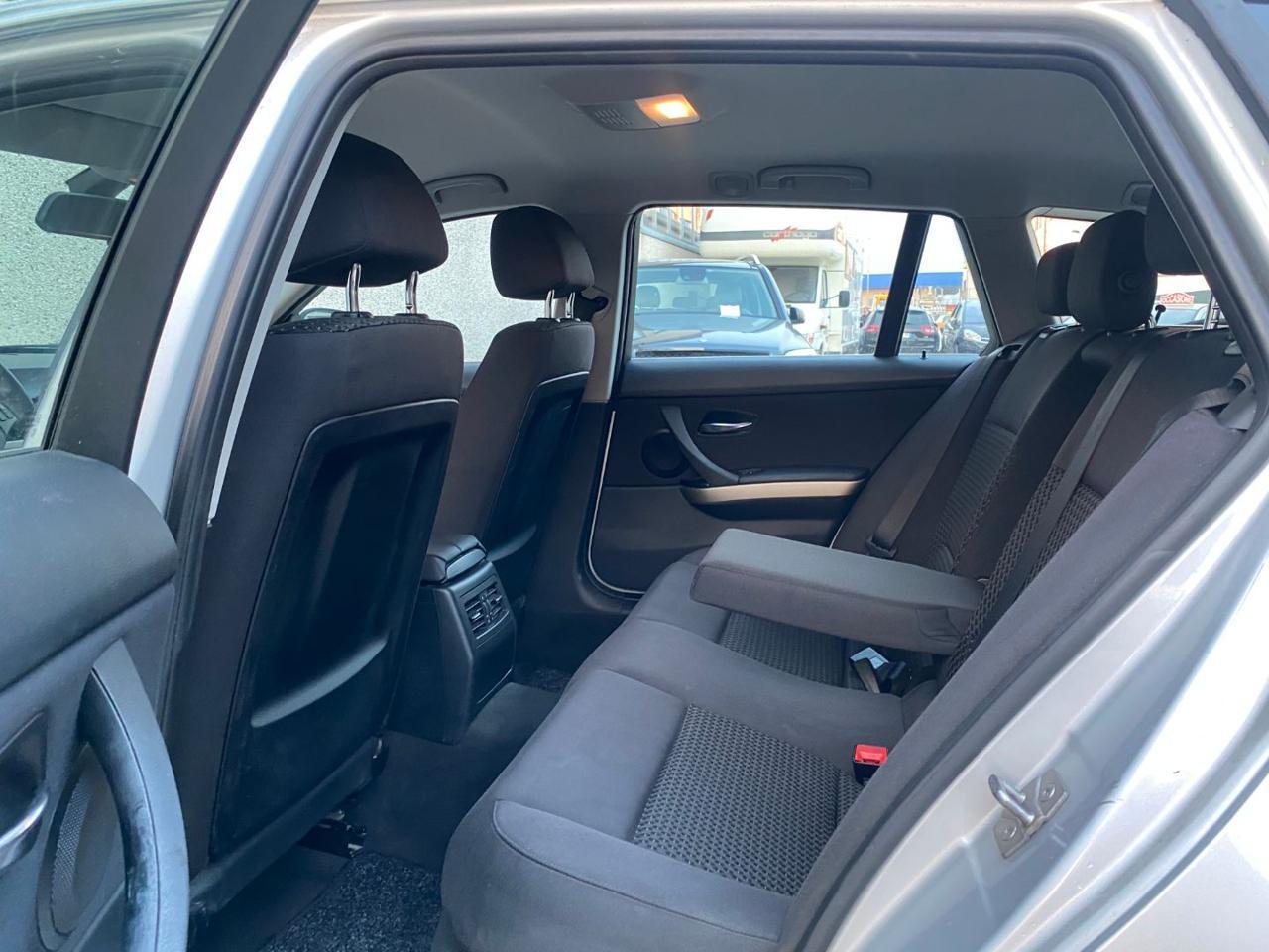 BMW 318 d 2.0 143CV cat Touring Eletta