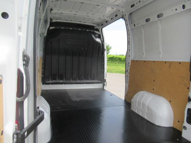 Nissan Interstar 2.3 dCi 135cv P.M.T.M. (L2H2)
