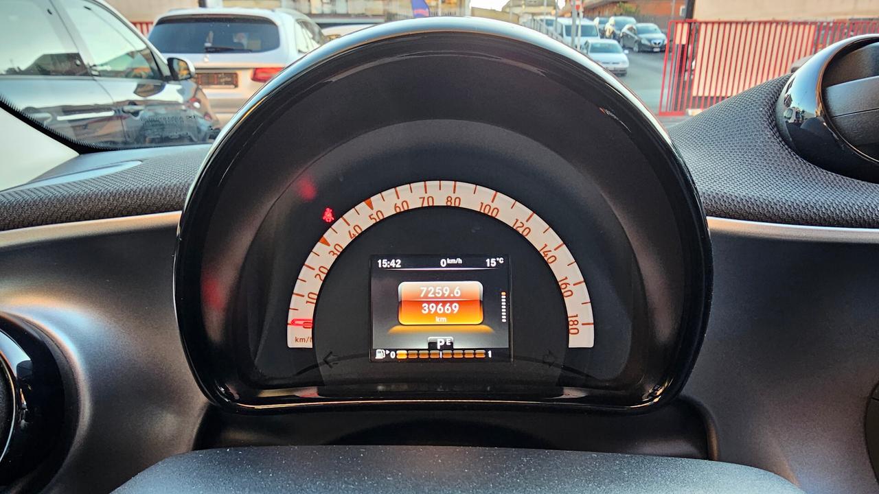 Smart ForFour 90 0.9 Turbo twinamic Passion PACK SPORT UNIPRO NAV ANDROID 16