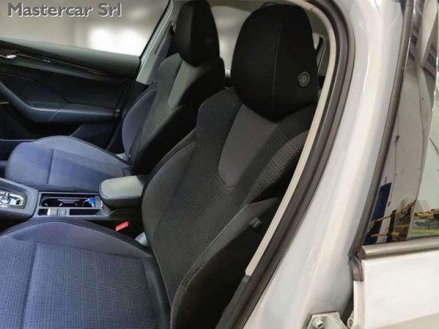 SKODA Octavia Octavia Wagon 1.0 e-tec Executive dsg -. GF253RS