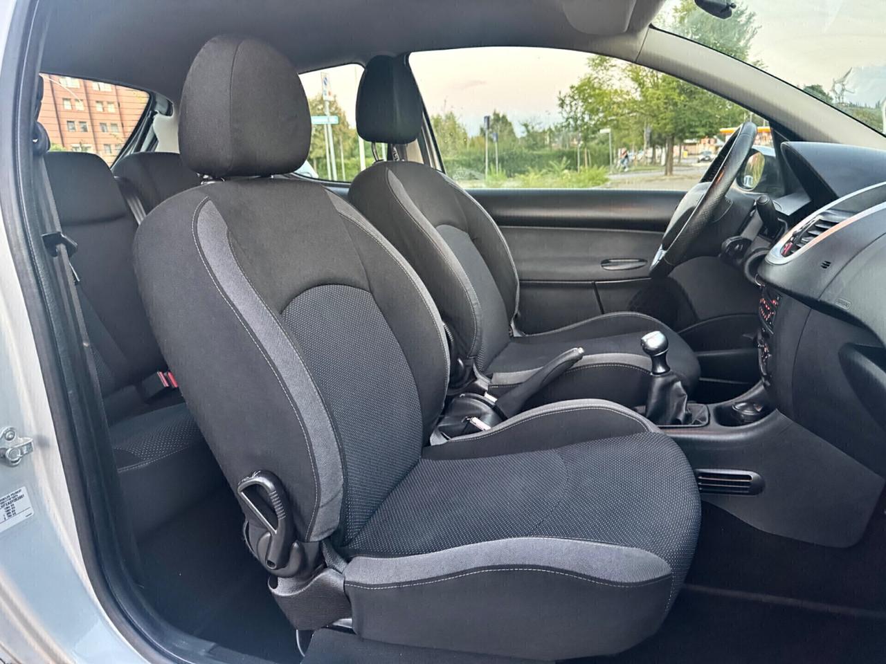 Peugeot 206 Plus 1.1 benzina 60CV 3 porte 90.000km 2009