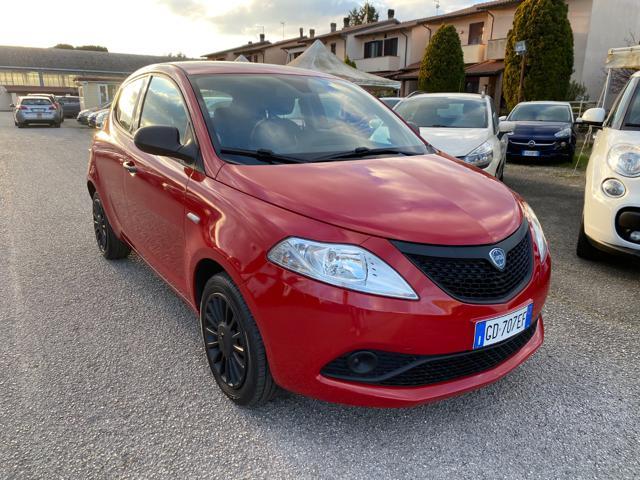 LANCIA Ypsilon 1.2 69 CV 5 porte GPL Ecochic Silver