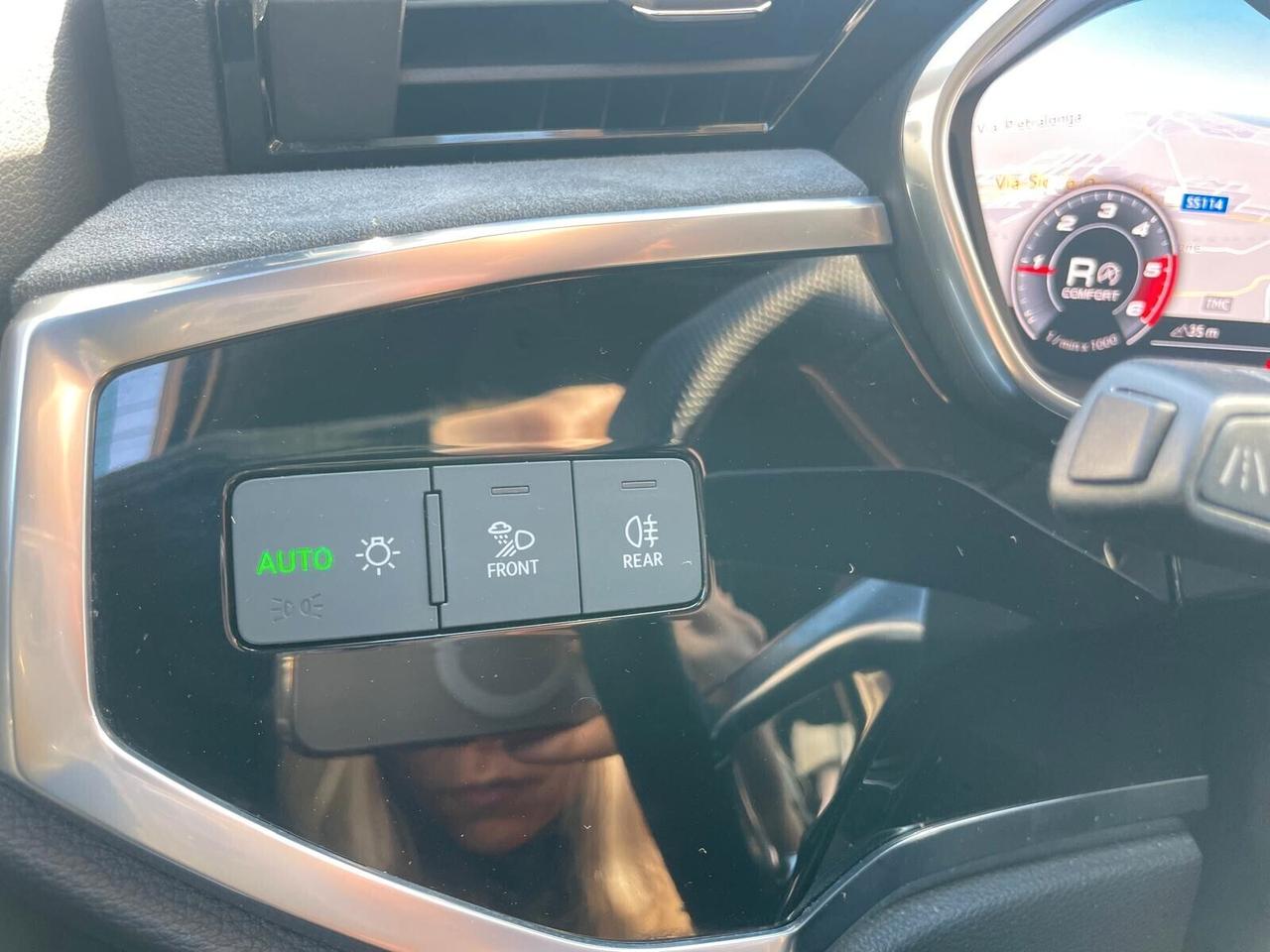 Audi Q3 40 TDI quattro S tronic S-Line interno/esterno