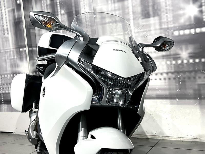 Honda VFR 1200 F DTC ABS