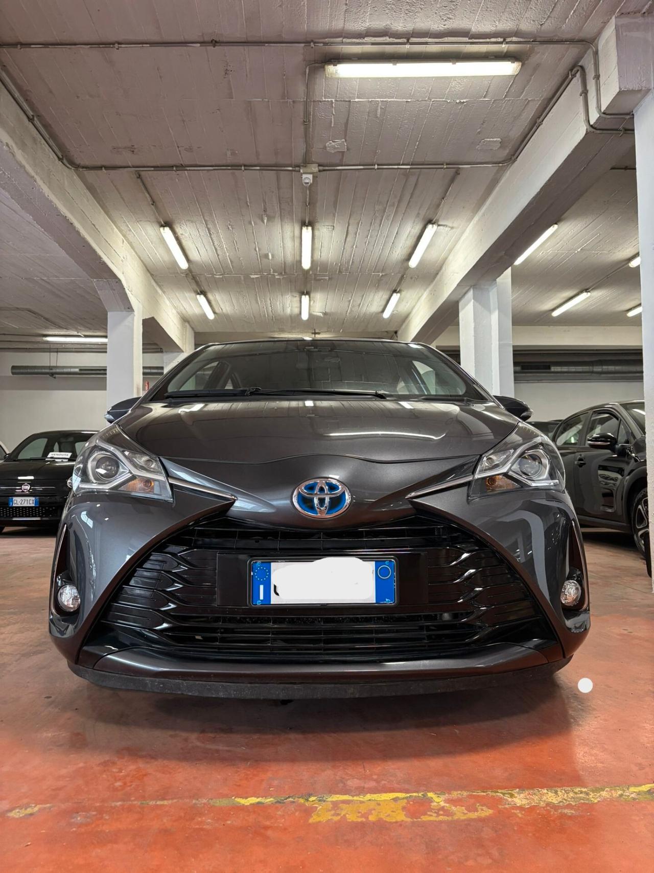 Toyota Yaris 1.5 Hybrid 5 porte Business