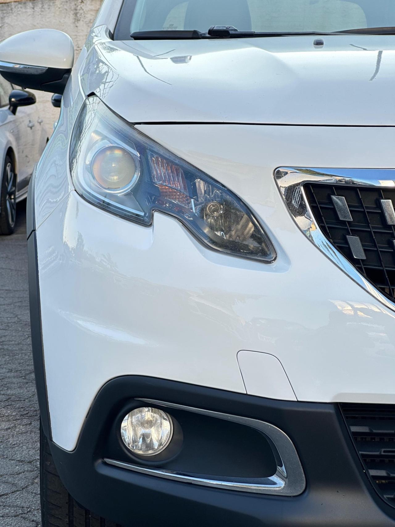 Peugeot 2008 1.6 Blue-HDI 120CV Allure