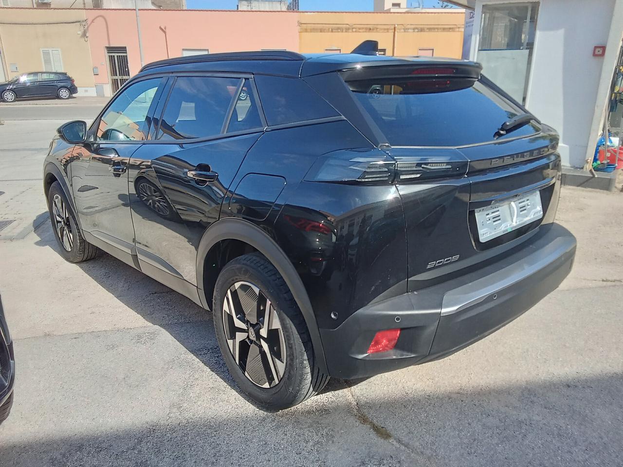 Peugeot 2008 PureTech 100 S&S Allure