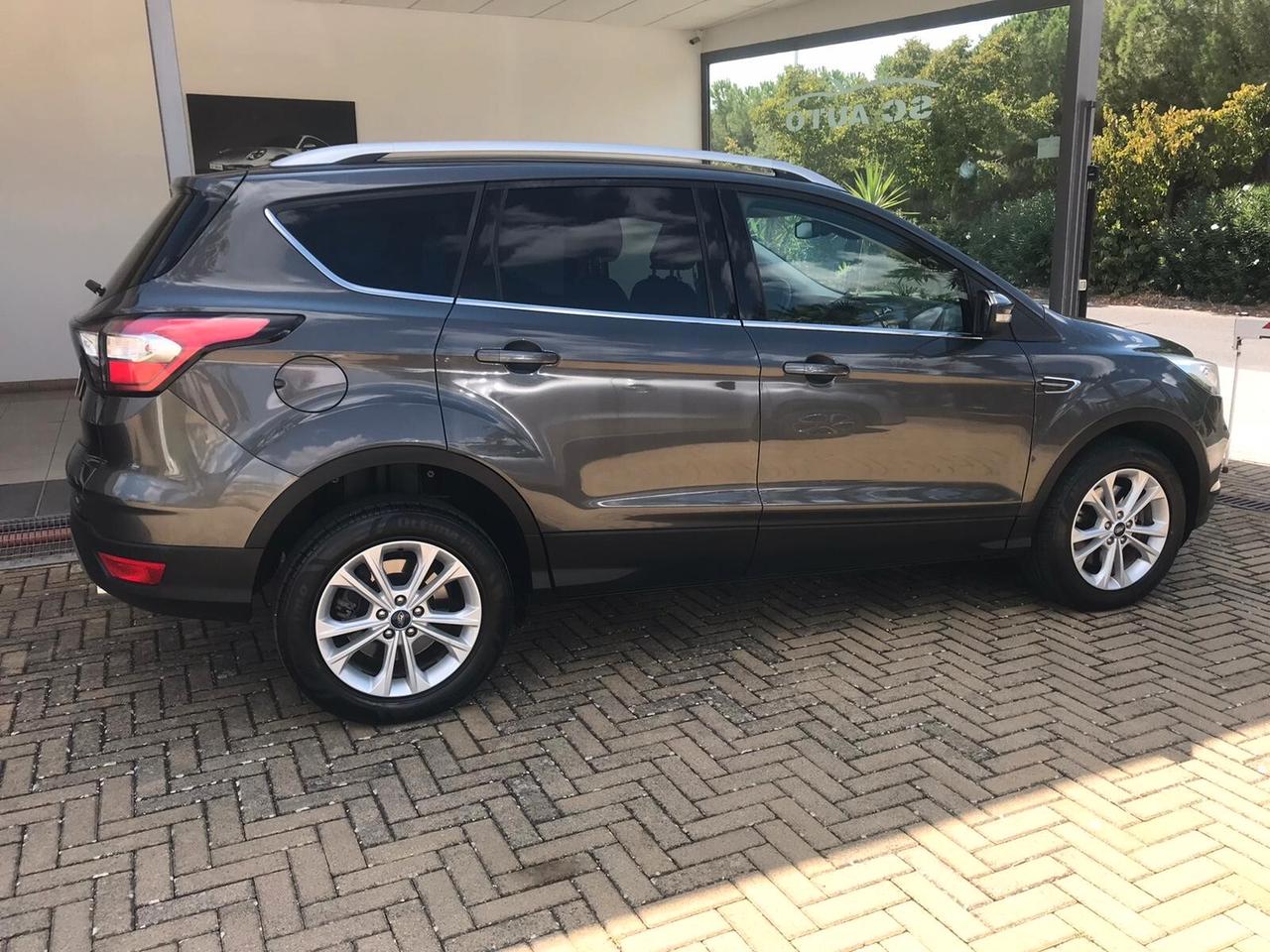 Ford Kuga 1.5 TDCI 120 CV S&S 2WD Titanium