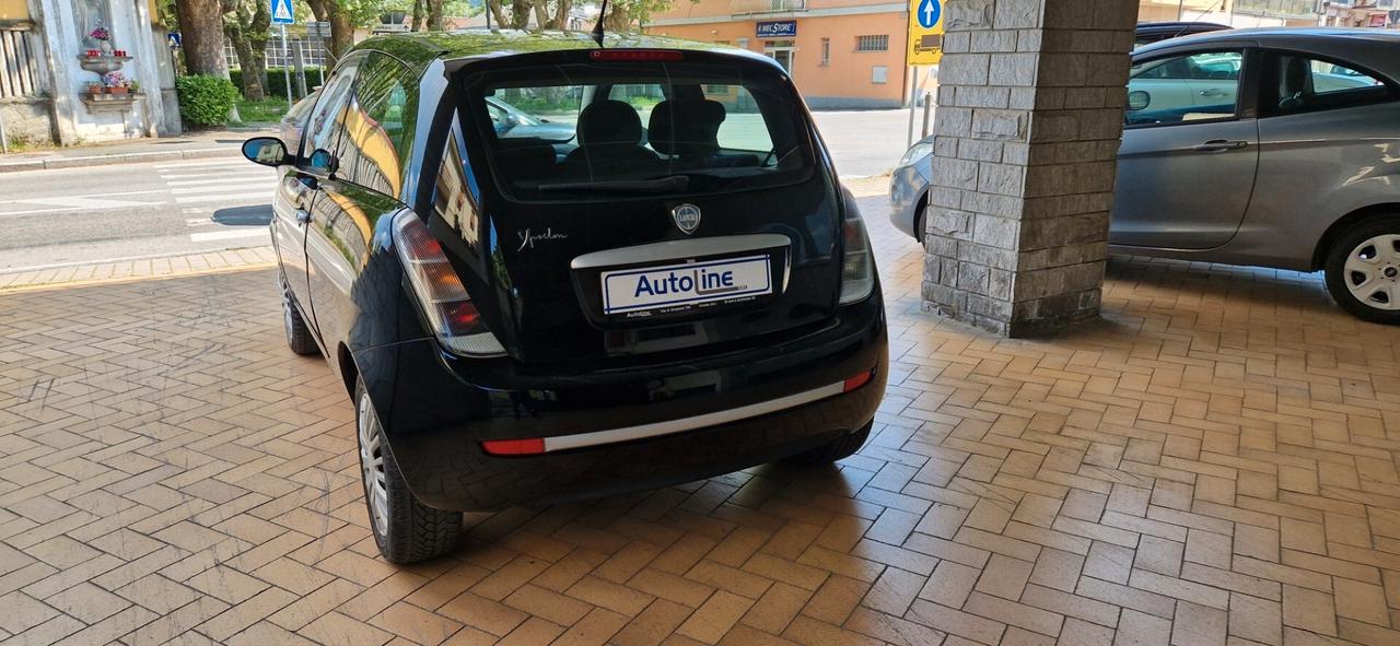 Lancia Ypsilon 1.3 MJT 75 CV Oro