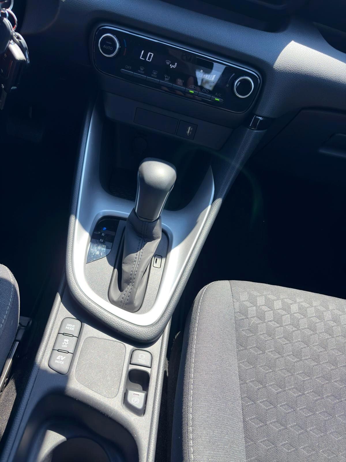 Toyota Yaris 1.5 Hybrid Trend PREZZO REALE SENZA FINANZIAMENTO