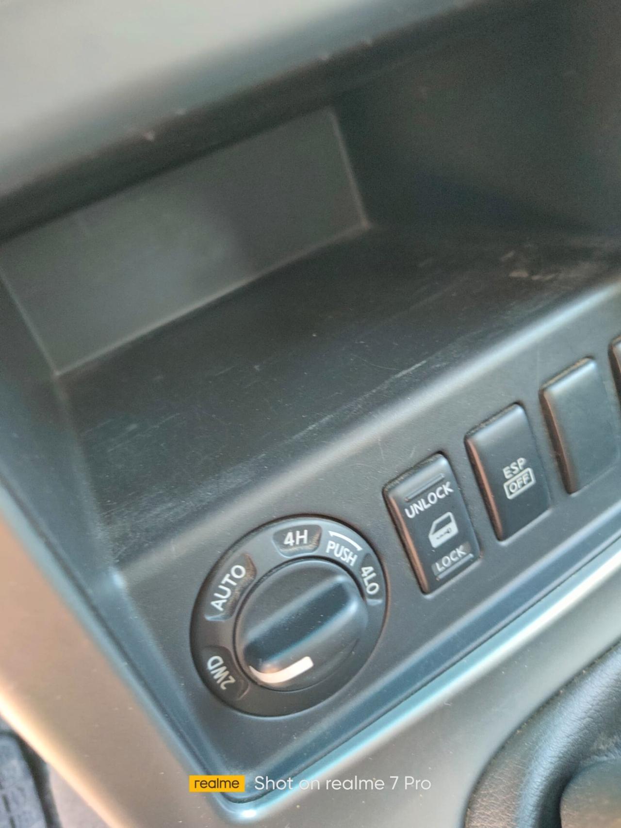 Nissan Pathfinder 2.5 dCi LE