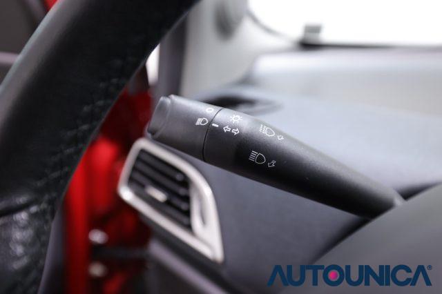 LANCIA Ypsilon 1.0 FIREFLY 5 PORTE S&S HYBRID GOLD FARI LED