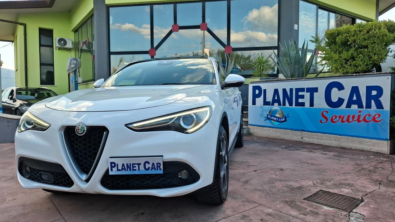 Alfa Romeo Stelvio 2.2 Turbodiesel 190 CV AT8 Q4 Executive -TETTO APRIBILE-CERCHI DA 19