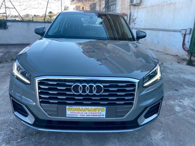 Q2 1.6TDI 116cv S tronic Admired CAMBIO F1 2018