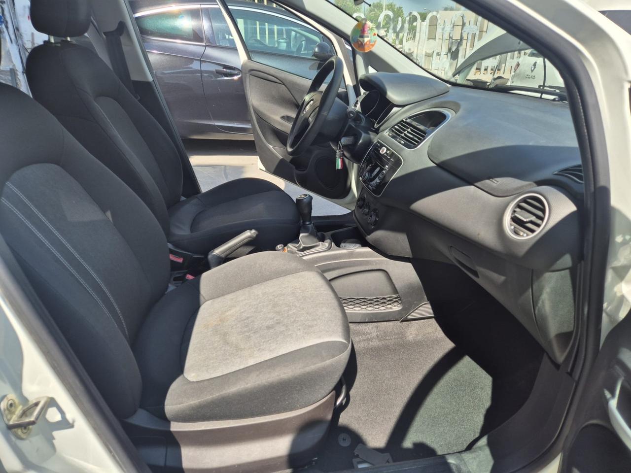 Fiat Punto 1.3 MJT II 75 CV 5 porte Street 2014