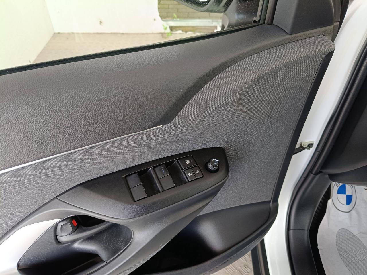 TOYOTA Yaris Cross - Yaris Cross 1.5h Active fwd 116cv e-cvt