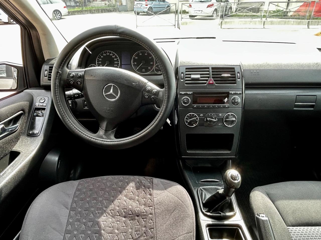 Mercedes-benz A 150 Classic Basic