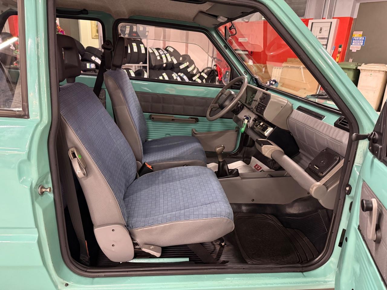 Fiat Panda 900 i.e. cat Young