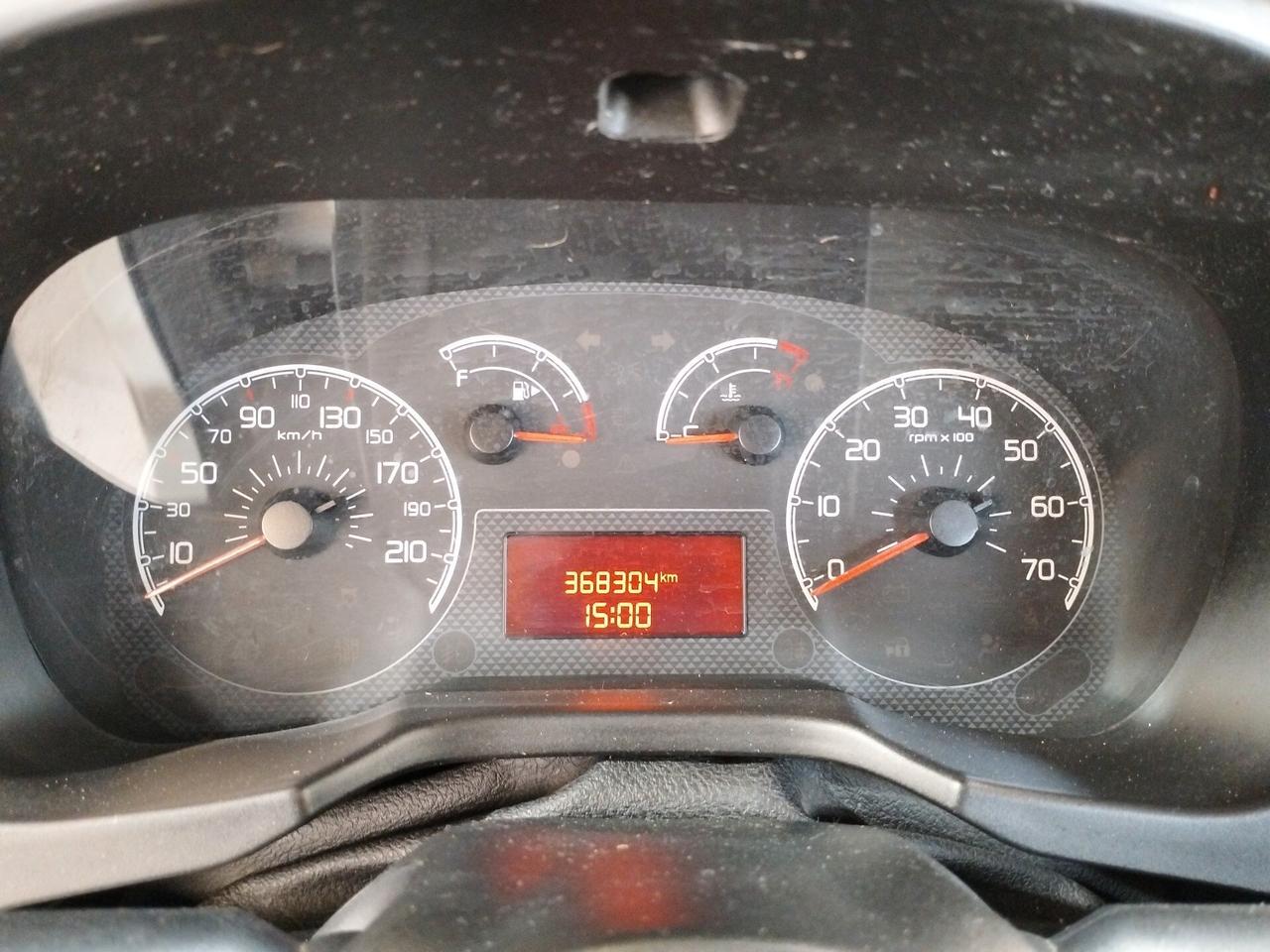 Fiat Qubo 1.4 8v natural power Dynamic 70cv E6