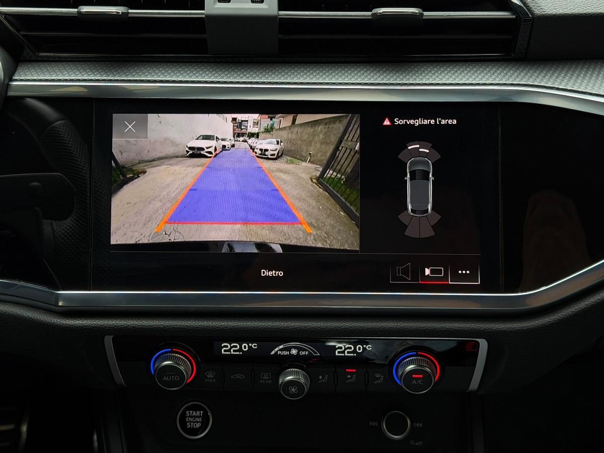 Audi Q3 Sportback 40TDI Quattro S-line Identity Black 200CV